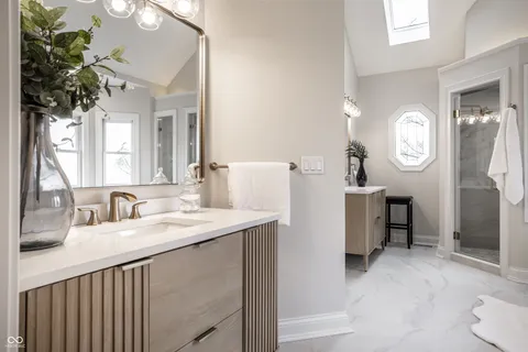 $1,249,000 | 9889 Summerlakes Drive, Carmel, IN 46032