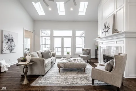 $1,249,000 | 9889 Summerlakes Drive, Carmel, IN 46032