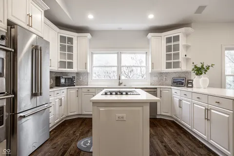 $1,249,000 | 9889 Summerlakes Drive, Carmel, IN 46032