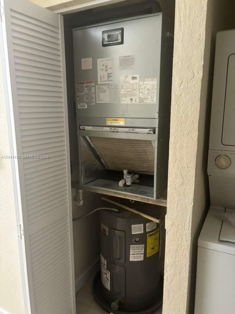 1663 Southeast 27th Drive, Unit 207 Homestead, FL 33035 - Photo 3 of 7