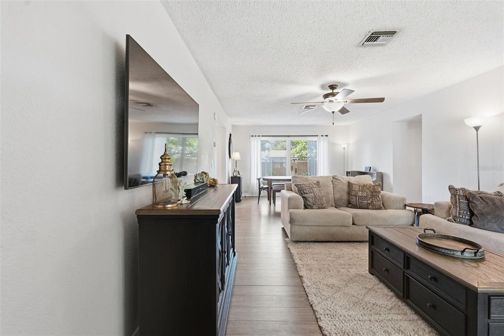 2140 Northeast Coachman Road Clearwater, FL 33765 - Photo 8 of 40