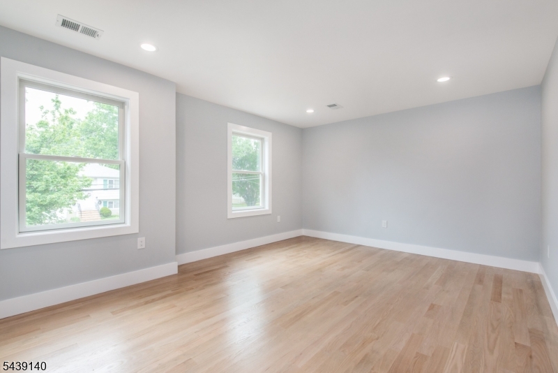 90 Ludlow Road Parsippany, NJ 07054 - Photo 19 of 31