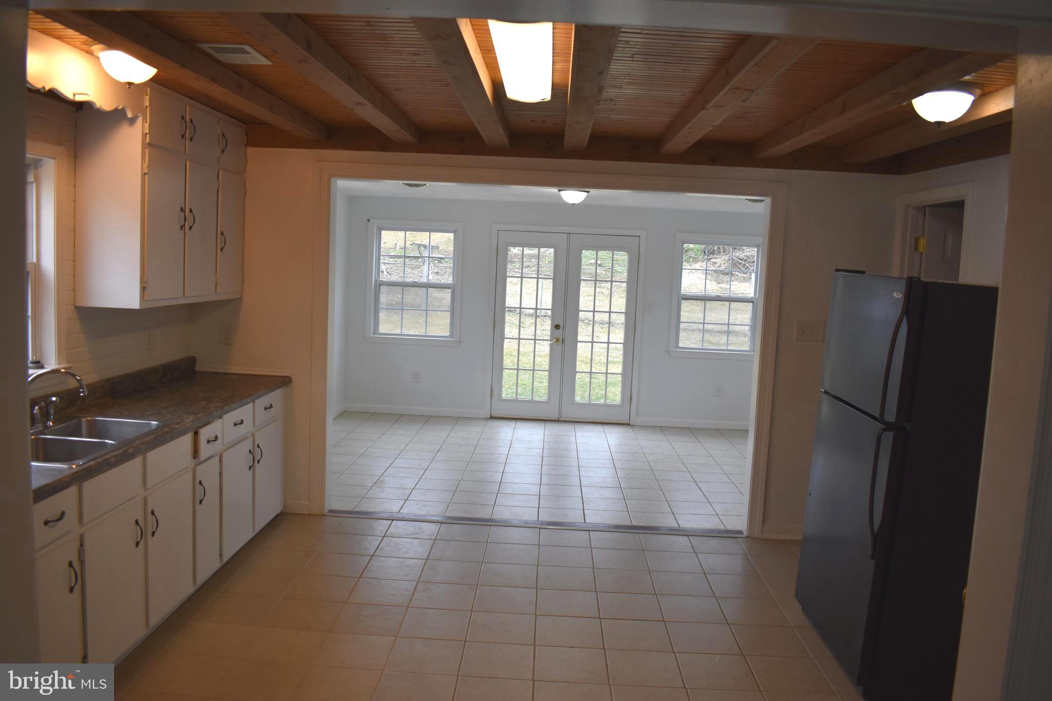 521 East 12th Avenue Ranson, WV 25438 - Photo 8 of 35 Gallery Image 8
