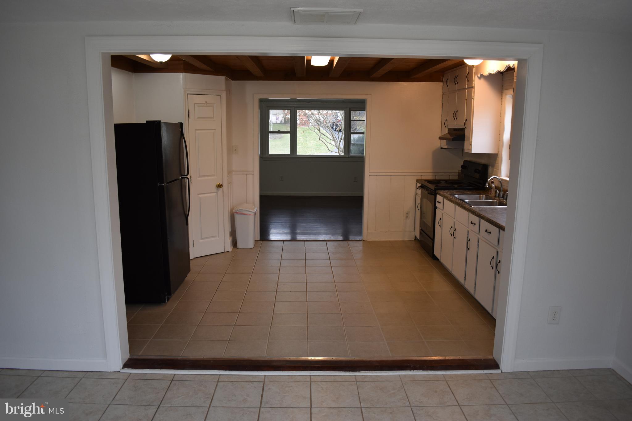 521 East 12th Avenue Ranson, WV 25438 - Photo 9 of 35 Gallery Image 9
