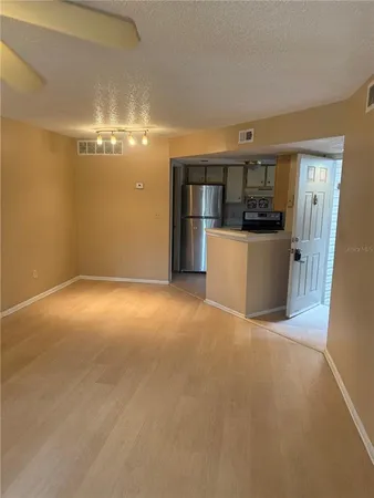 $1,200 | Undisclosed Address, Orlando, FL 32839