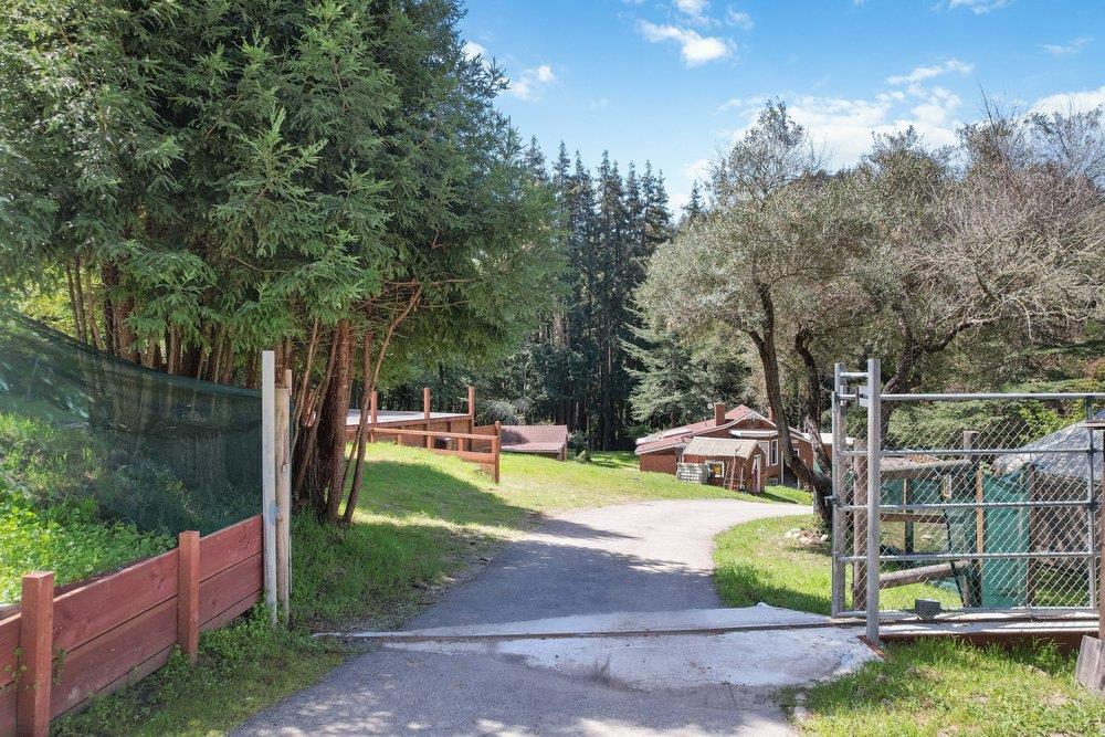 1003 Laurel Glen Road Soquel, CA 95073 - Photo 61 of 115 a view of a swimming pool with a patio