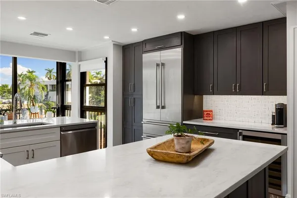 $4,500 | 3135 Riviera Drive, Unit B205, Naples, FL 34103