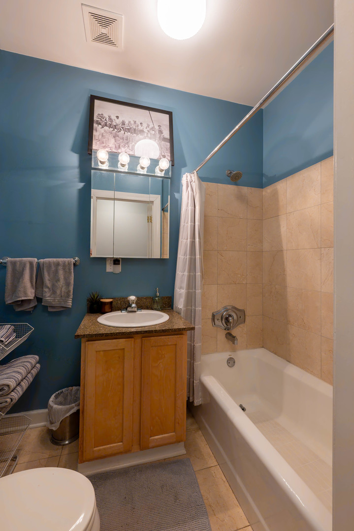 2636 North Fairfield Avenue, Unit G Chicago, IL 60647 - Photo 10 of 17