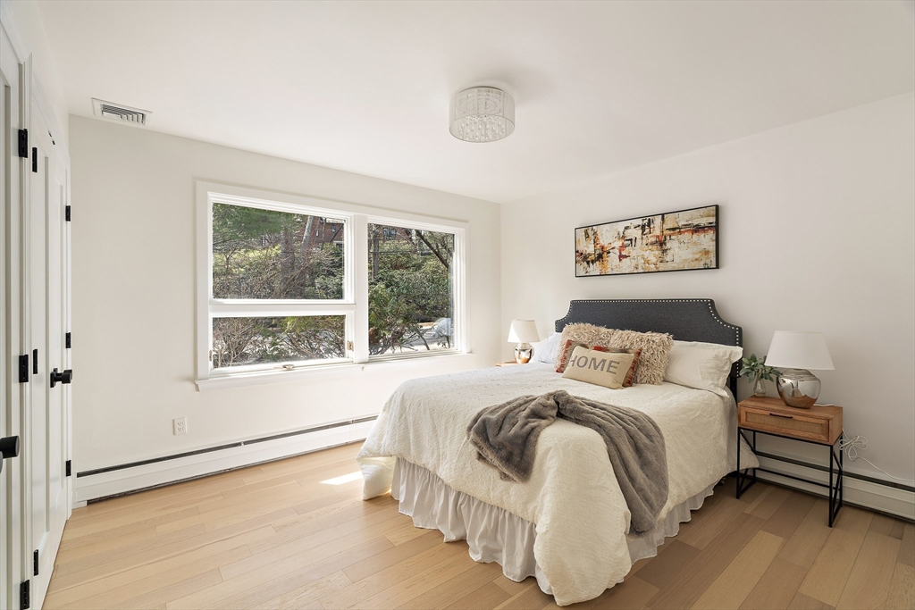 367 Newton Street Brookline, MA 02467 - Photo 17 of 33