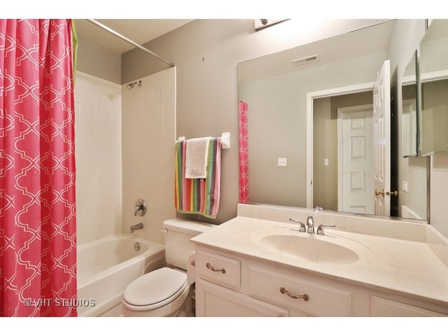 874 South Insignia Court Palatine, IL 60067 - Photo 14 of 15