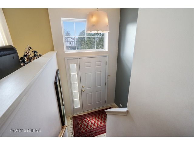 874 South Insignia Court Palatine, IL 60067 - Photo 2 of 15