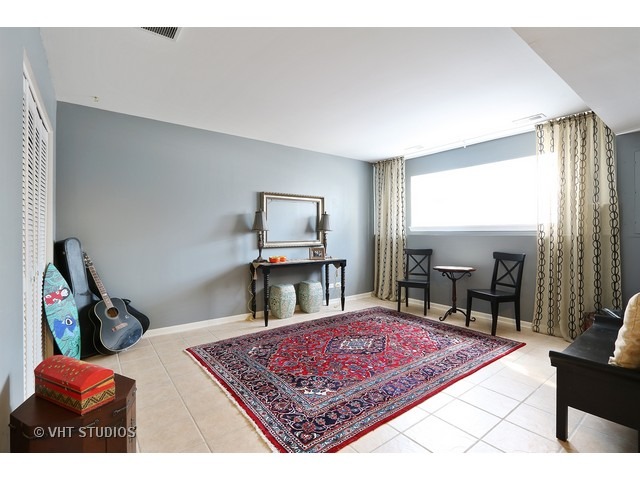 874 South Insignia Court Palatine, IL 60067 - Photo 9 of 15