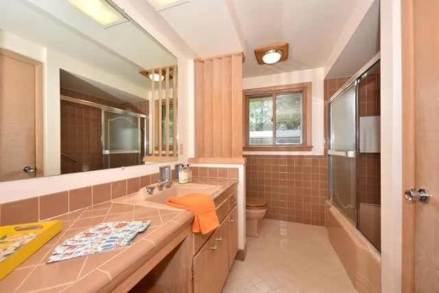 $450,000 | 2342 West Acacia Road, Glendale, WI 53209