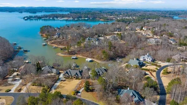 $2,500,000 | 5610 Point W Drive, Oakwood, GA 30566