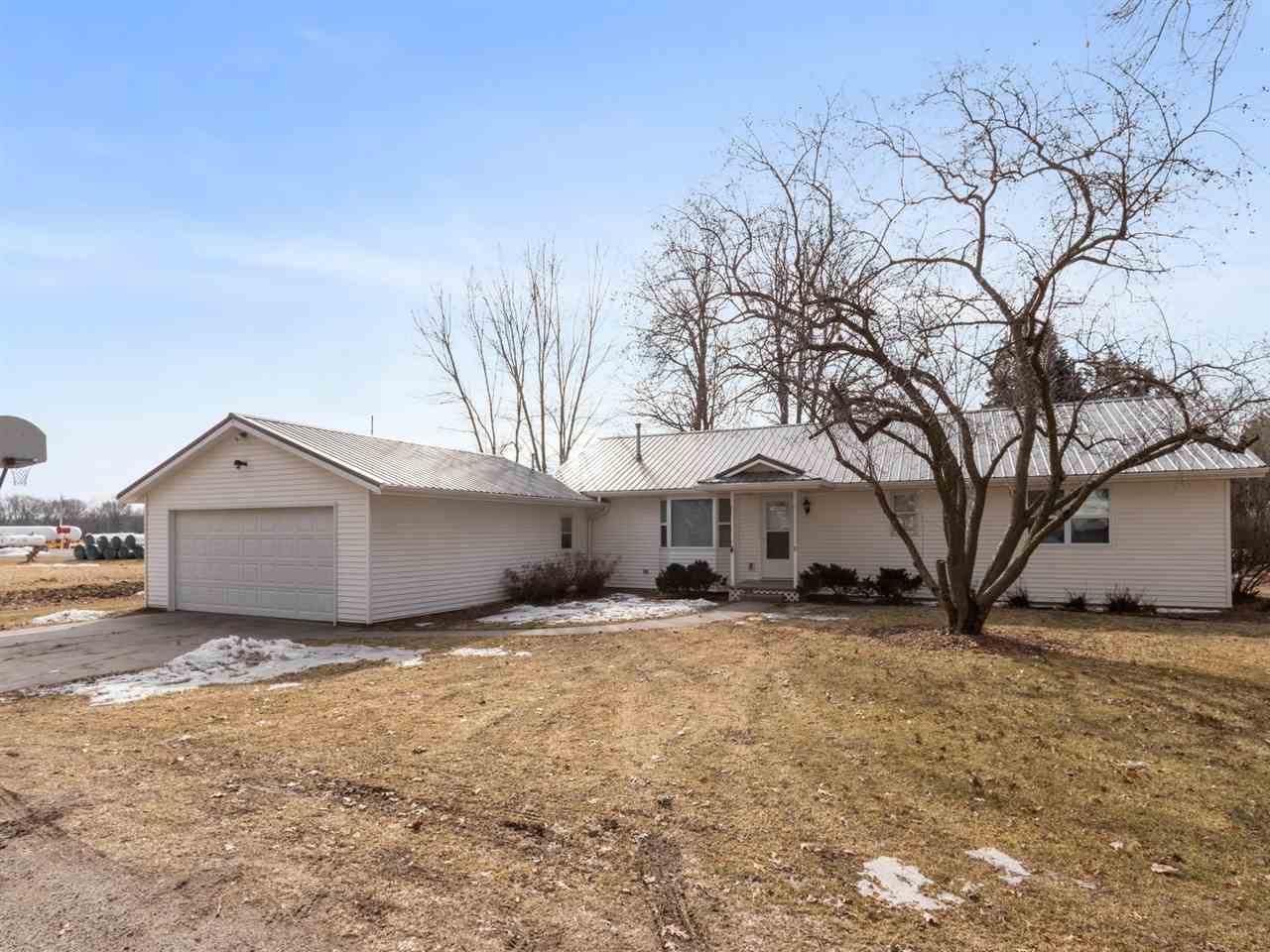 420 East 2nd Street Riverside, IA 52327 - Photo 1 of 22 Gallery Image 1