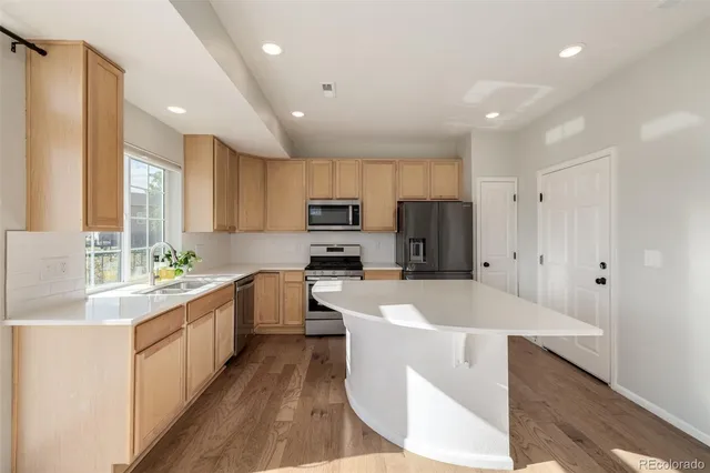 $2,900 | 26116 East Byers Place, Aurora, CO 80018