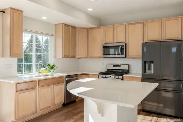 $2,900 | 26116 East Byers Place, Aurora, CO 80018