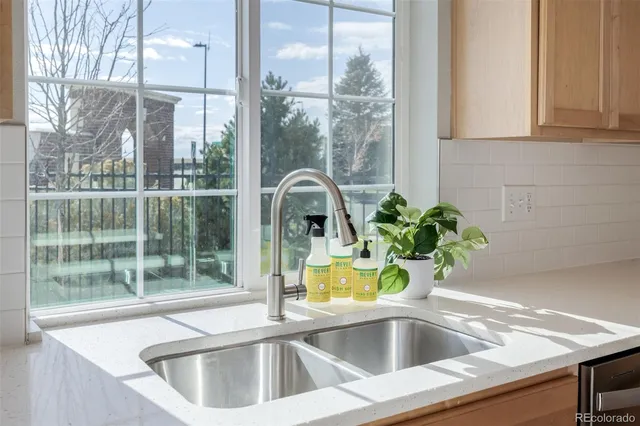 $2,900 | 26116 East Byers Place, Aurora, CO 80018