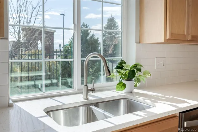 $2,900 | 26116 East Byers Place, Aurora, CO 80018