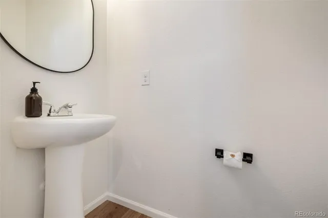 $2,900 | 26116 East Byers Place, Aurora, CO 80018