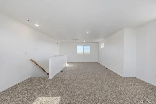 $2,900 | 26116 East Byers Place, Aurora, CO 80018