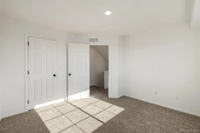 $2,900 | 26116 East Byers Place, Aurora, CO 80018