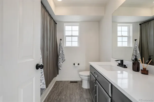 $2,900 | 26116 East Byers Place, Aurora, CO 80018