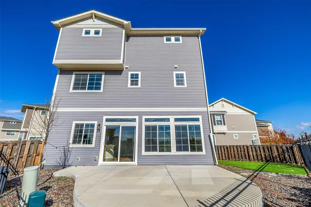 $2,900 | 26116 East Byers Place, Aurora, CO 80018
