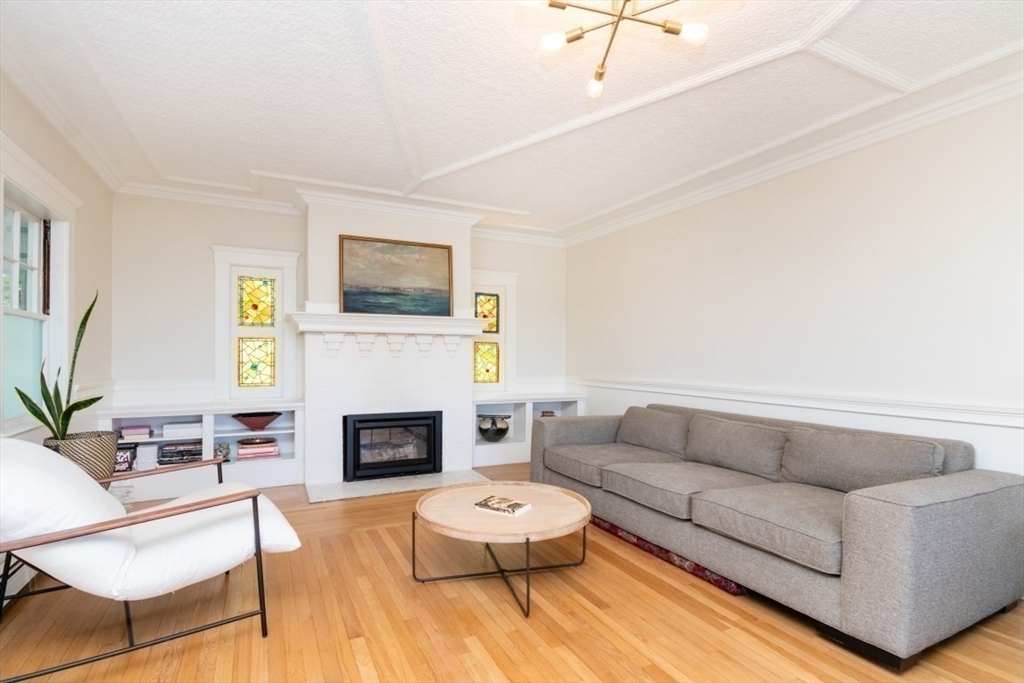 15 Dundee Road Quincy, MA 02171 - Photo 9 of 40 Gallery Image 9