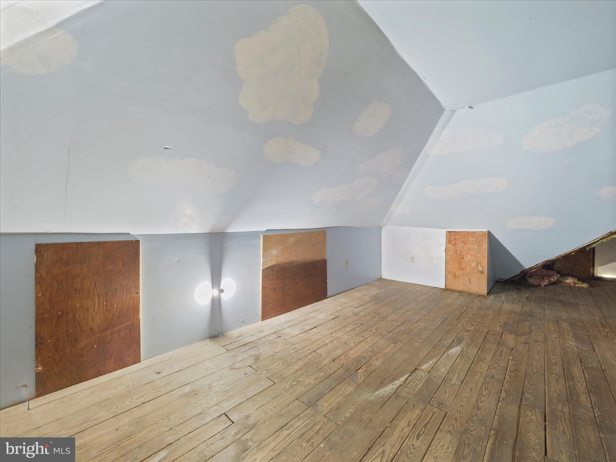 228 Ridge Avenue Waynesboro, PA 17268 - Photo 26 of 32 a bedroom with a bed and a lamp