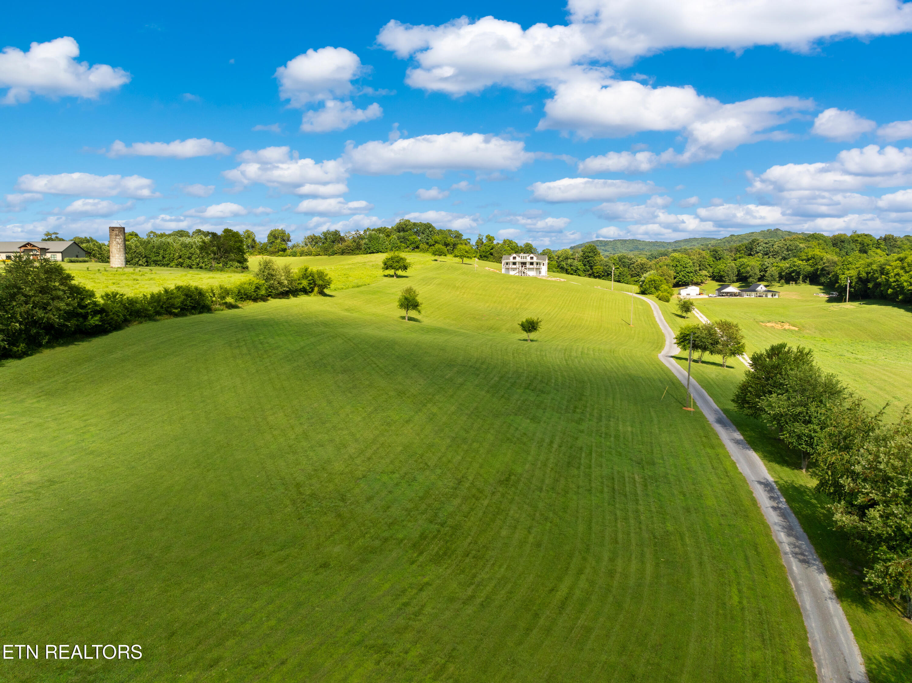 2324 Holston View Road New Market, TN 37820 - Photo 4 of 60 New Market-03