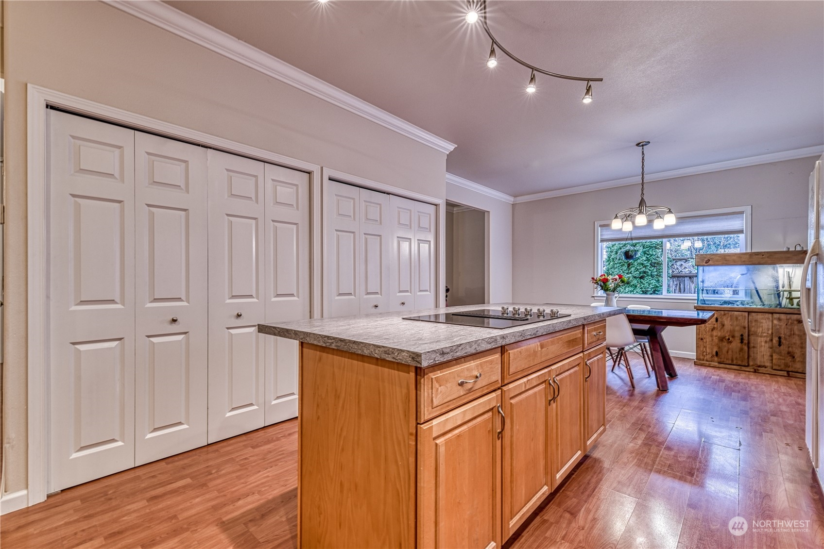 70 Northeast Wagon Wheel Road Belfair, WA 98528 - Photo 11 of 33 a kitchen that has a lot of cabinets in it
