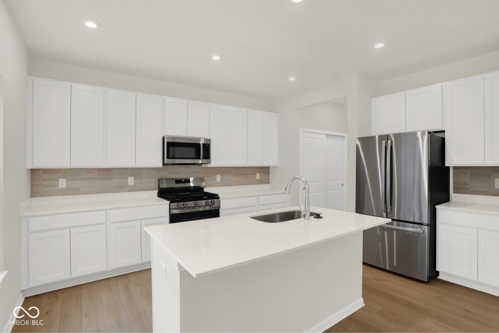 1479 Mahoning Road Sheridan, IN 46069 - Photo 5 of 54