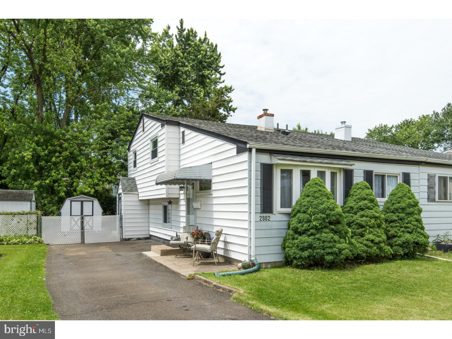 2882 Senak Road Abington, PA 19001 - Photo 2 of 22 Exterior Front