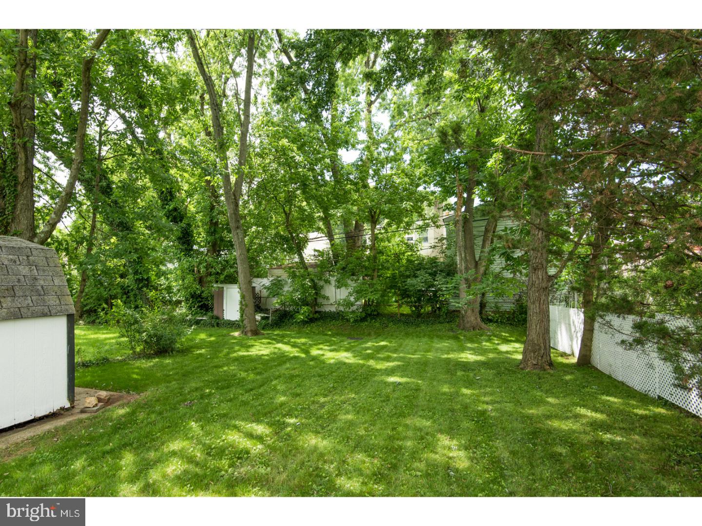 2882 Senak Road Abington, PA 19001 - Photo 20 of 22 Back Yard