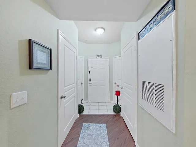 a very nice looking room with white walls