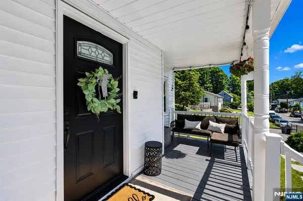 $449,900 | 71 Reeve Avenue, Bloomingdale, NJ 07403