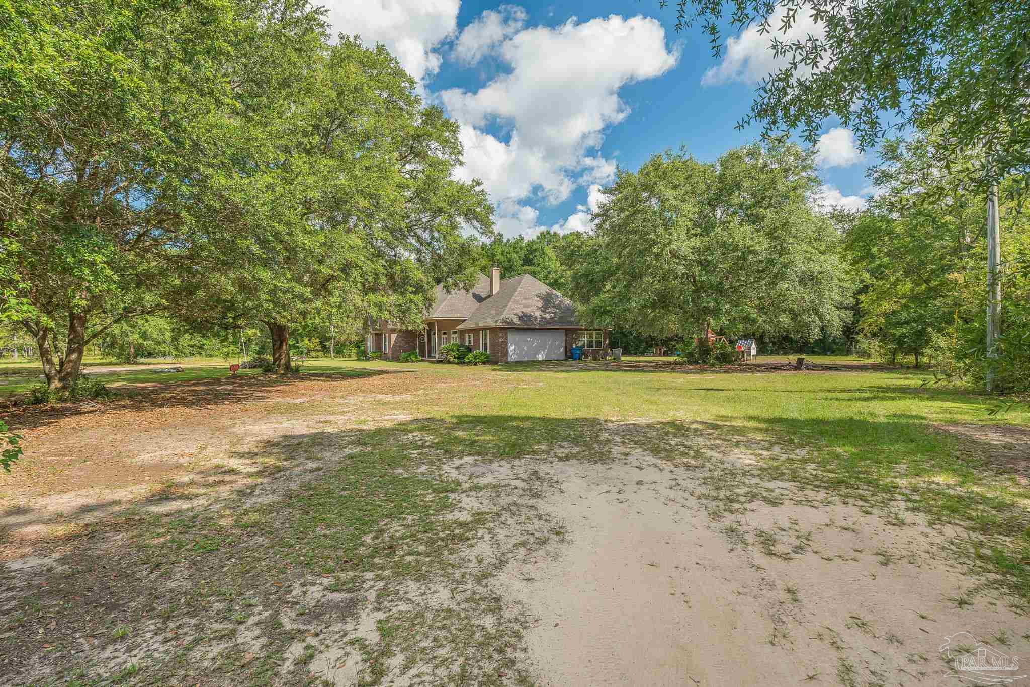 9069 Hay Meadow Road Milton, FL 32583 - Photo 6 of 46