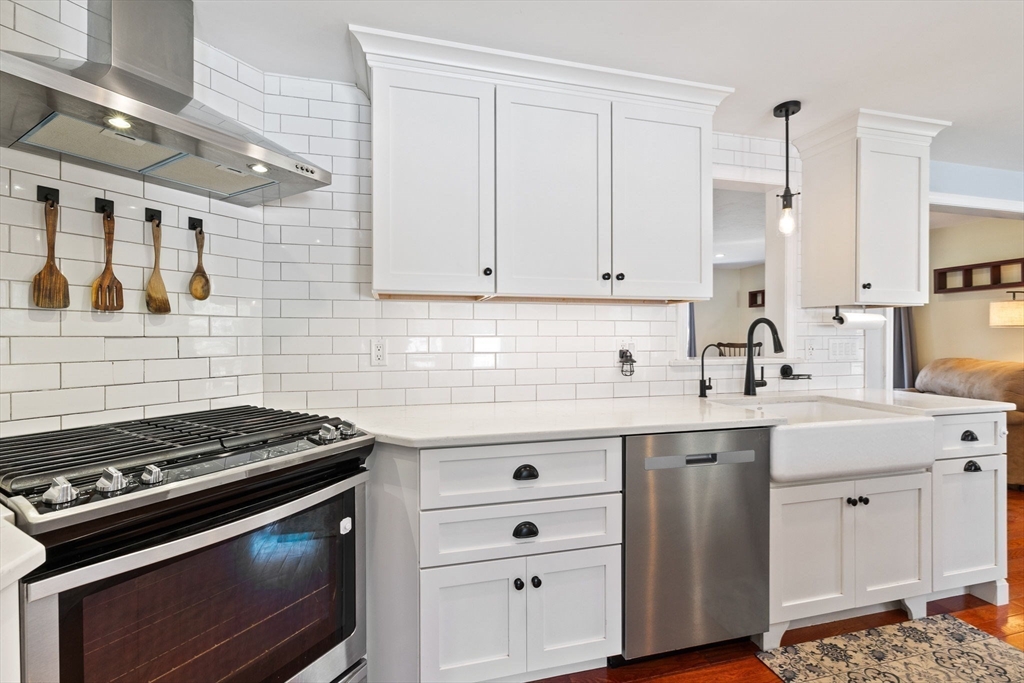 4 Indian Brook Road Ashland, MA 01721 - Photo 8 of 42