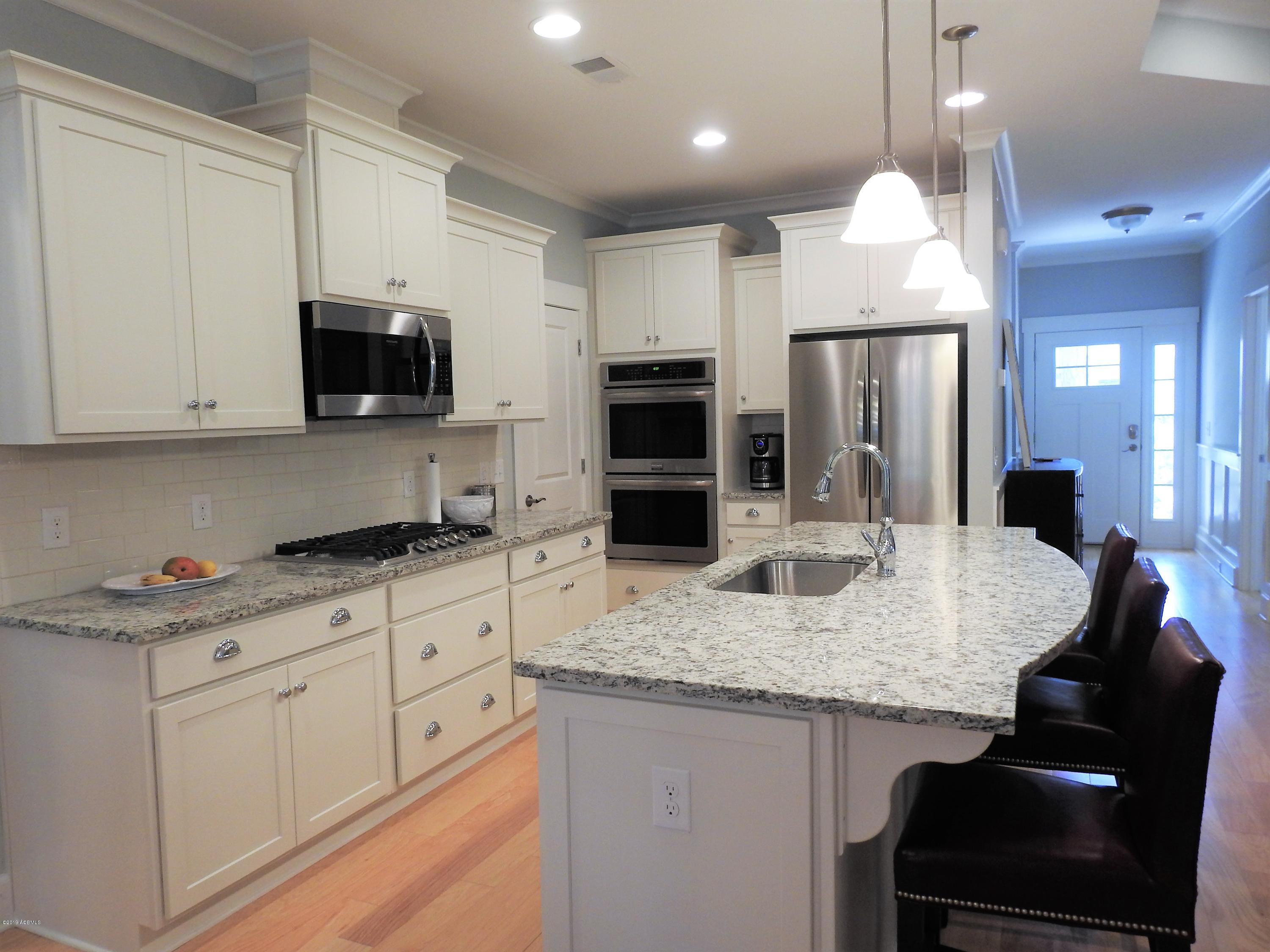 676 South Reeve Road St. Helena Island, SC 29920 - Photo 9 of 38 676 s reeve 43