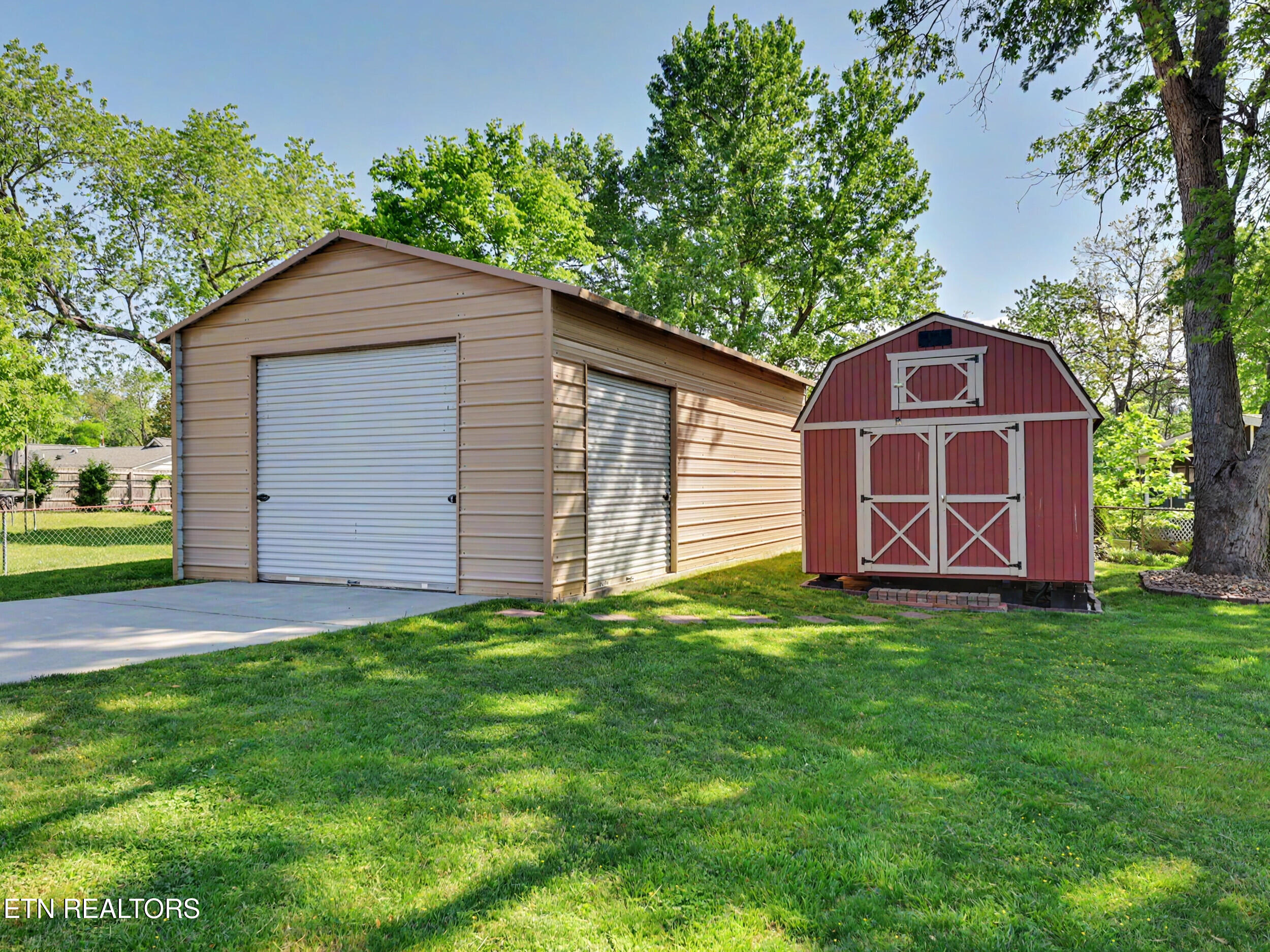 752 Cessna Road Knoxville, TN 37919 - Photo 5 of 44 35_16