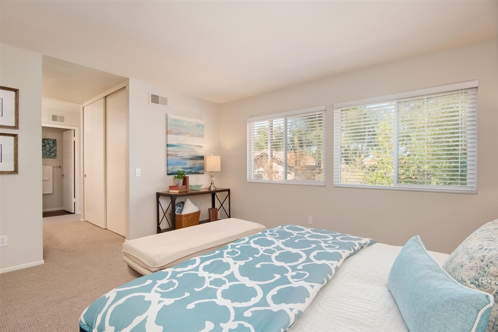 2020 Avenida La Posta Encinitas, CA 92024 - Photo 17 of 25