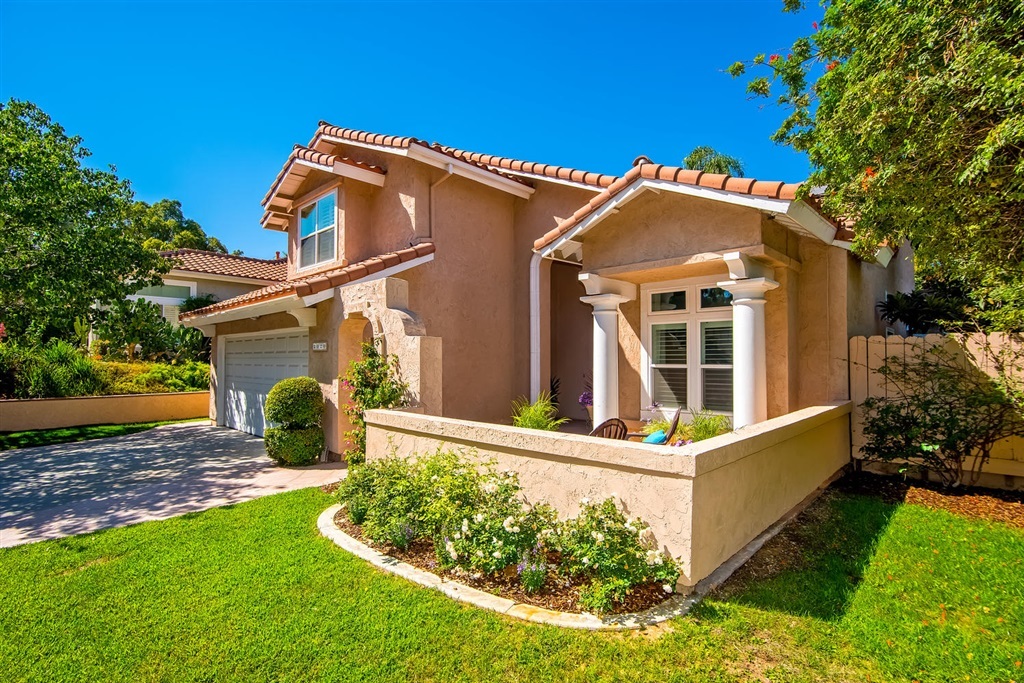 2020 Avenida La Posta Encinitas, CA 92024 - Photo 3 of 25