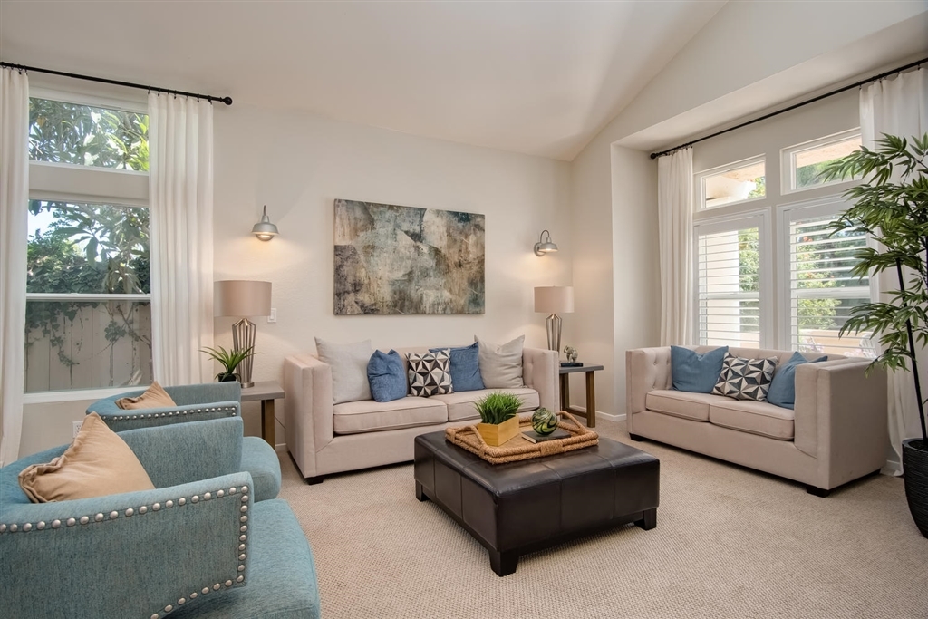 2020 Avenida La Posta Encinitas, CA 92024 - Photo 5 of 25