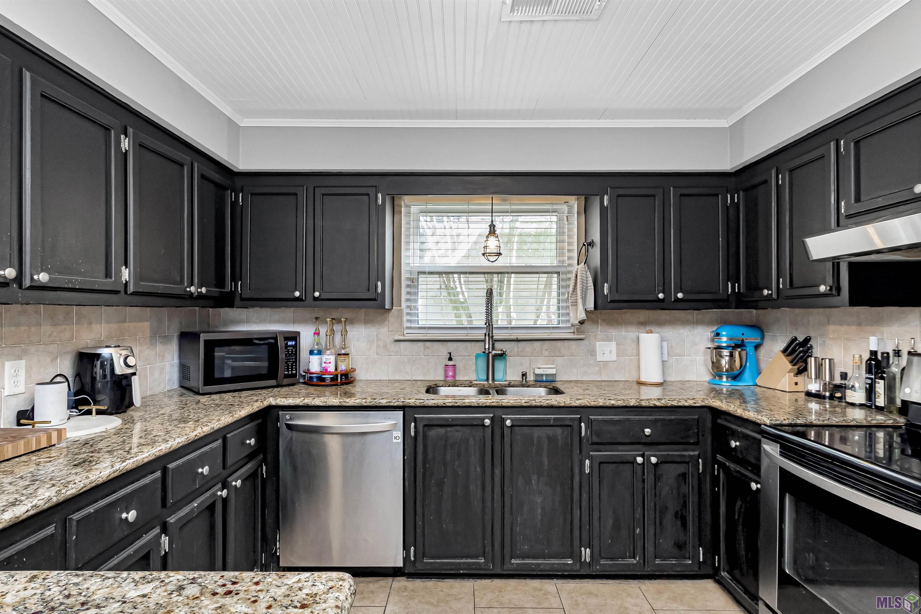 9221 Fox Run Avenue Baton Rouge, LA 70808 - Photo 4 of 15