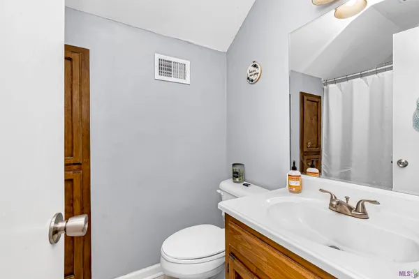 $1,800 | 9221 Fox Run Avenue, Baton Rouge, LA 70808