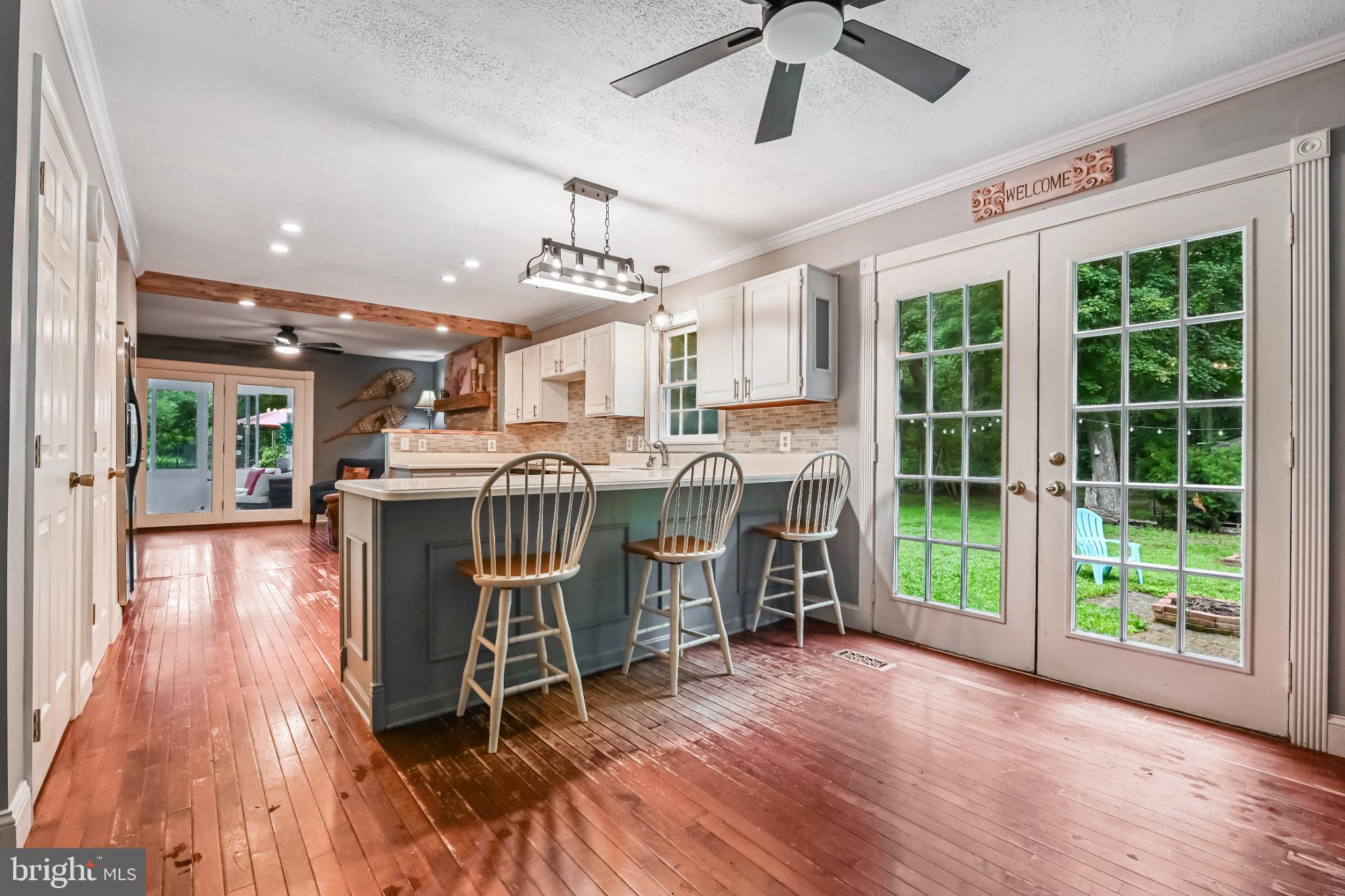 26698 Arcadia Shores Road Easton, MD 21601 - Photo 14 of 71 Charming kitchen with inviting outdoor views.