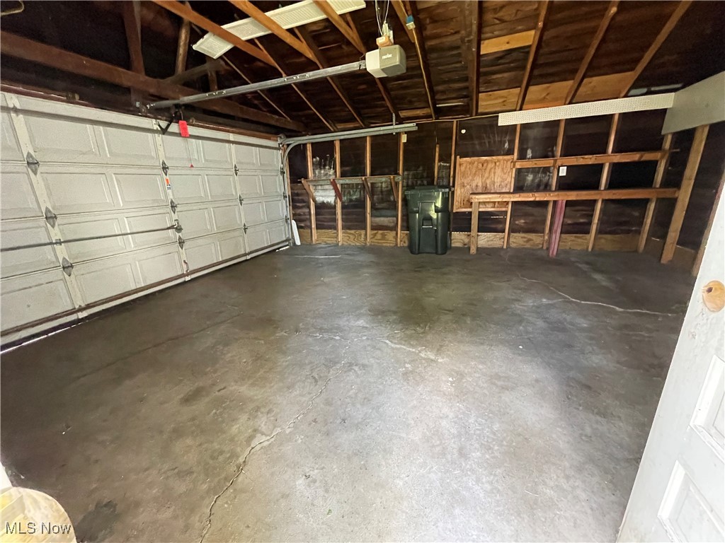 2326 Lake Rd Boulevard Northwest Canton, OH 44708 - Photo 21 of 23 Gallery Image 21