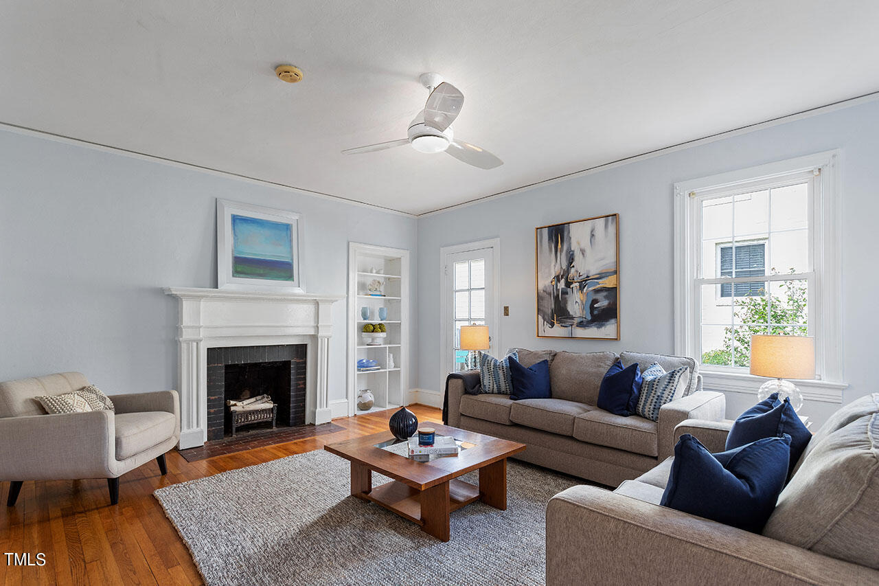 628 East Franklin Street Raleigh, NC 27604 - Photo 10 of 37 628 East Franklin Street_16