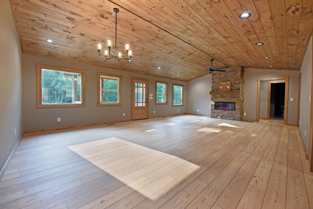 3255 Lebanon Road Blue Ridge, GA 30513 - Photo 12 of 39 Gallery Image 12